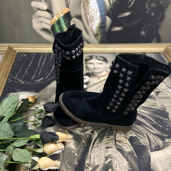Winter Rockstudd Boot. Size - 38. Colour - Black - Picture 5 of 11
